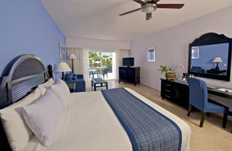 Junior Suite Pool View Junior Suite Pool View